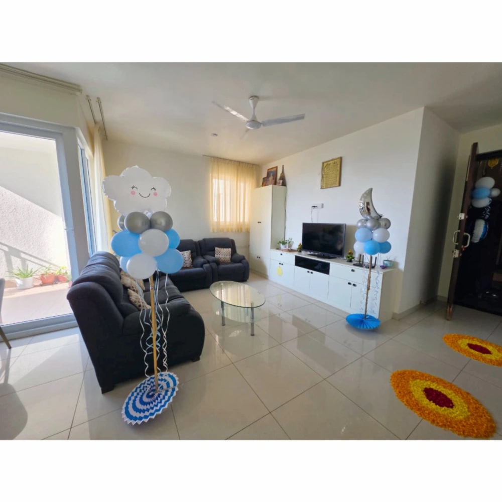 Book home decoration for baby arrival event